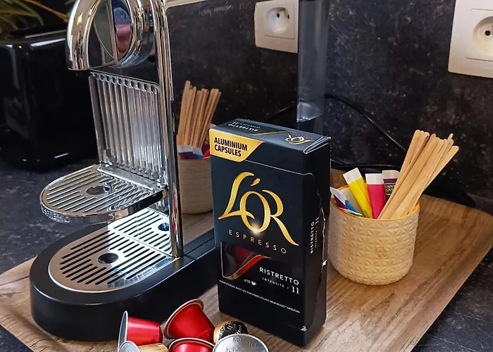 Bouddha Fleurs De Lotus Sigean